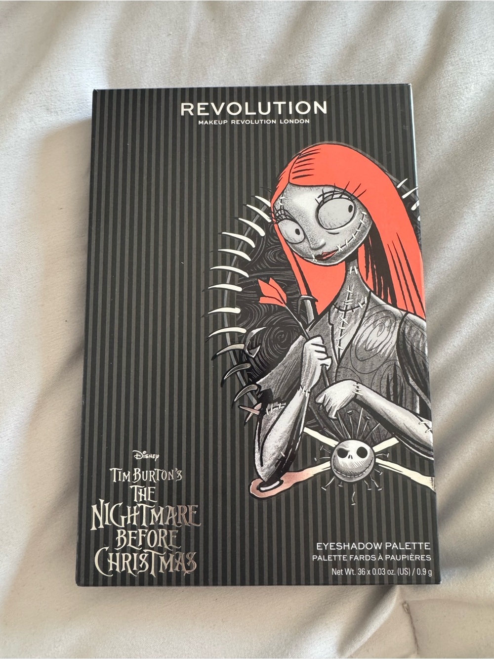 Revolution Sally Eyeshadow Palette - Black